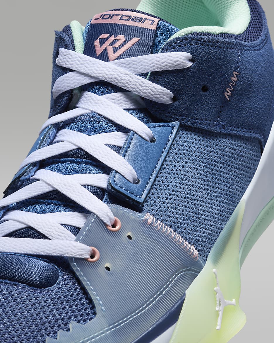 And one tennis shoes store